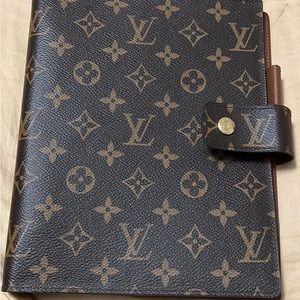 Louis Vuitton Agenda GM